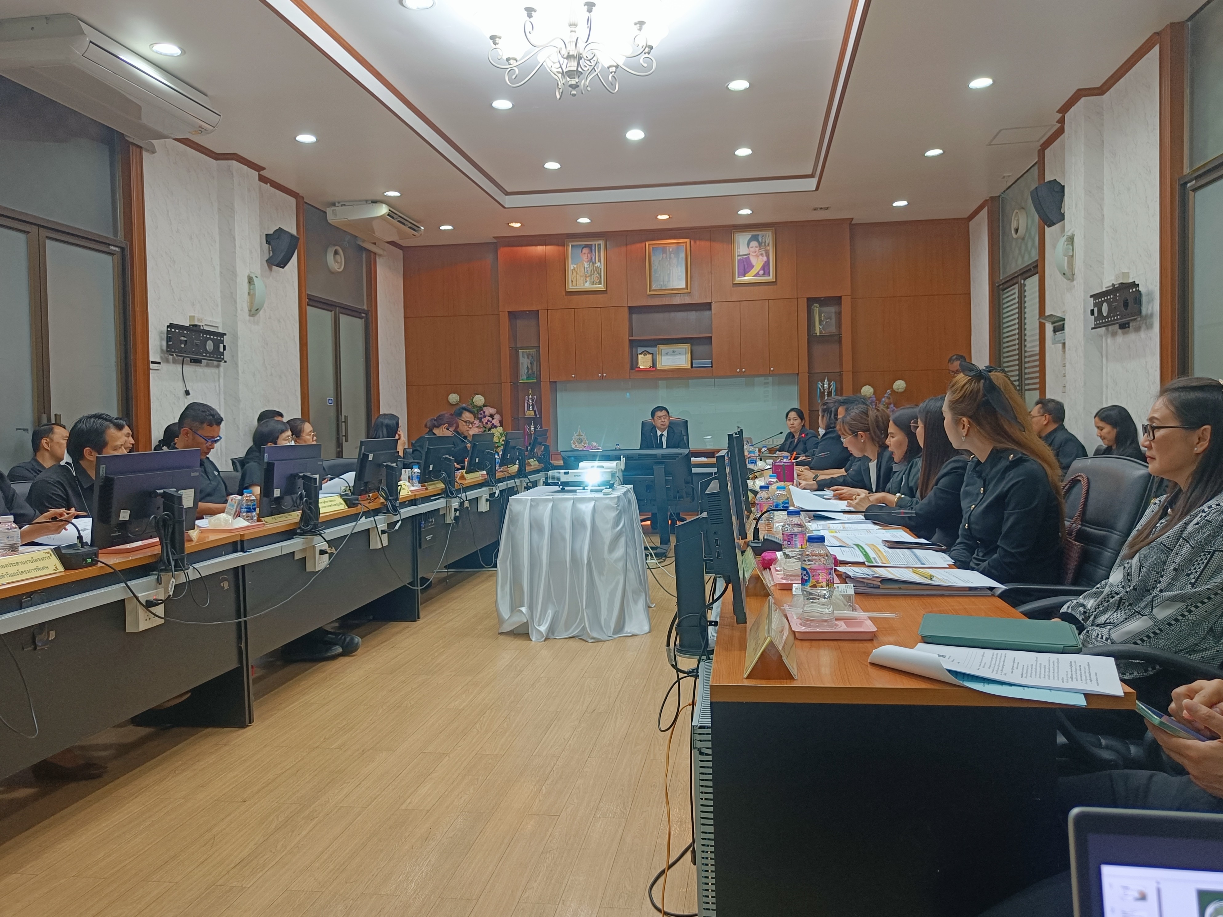 title - ประชุมคณะทำงานกำหนดตัวชี้วัด กำกับและติดตามผลการถ่ายทอดตัวชี้วัดระดับองค์กรสู่ระดับหน่วยงาน (Cascading) ของสำนักงานการปฏิรูปที่ดินเพื่อเกษตรกรรม (ส.ป.ก.) ครั้งที่ 1/2568 